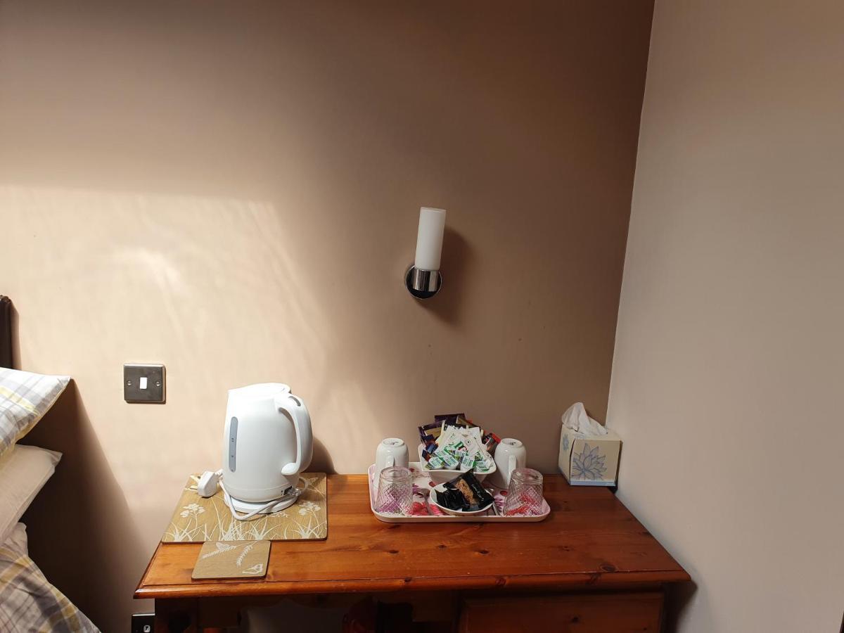Penryn Guest House, Ensuite Rooms, Free Parking And Free Wifi Stratford-upon-Avon Luaran gambar