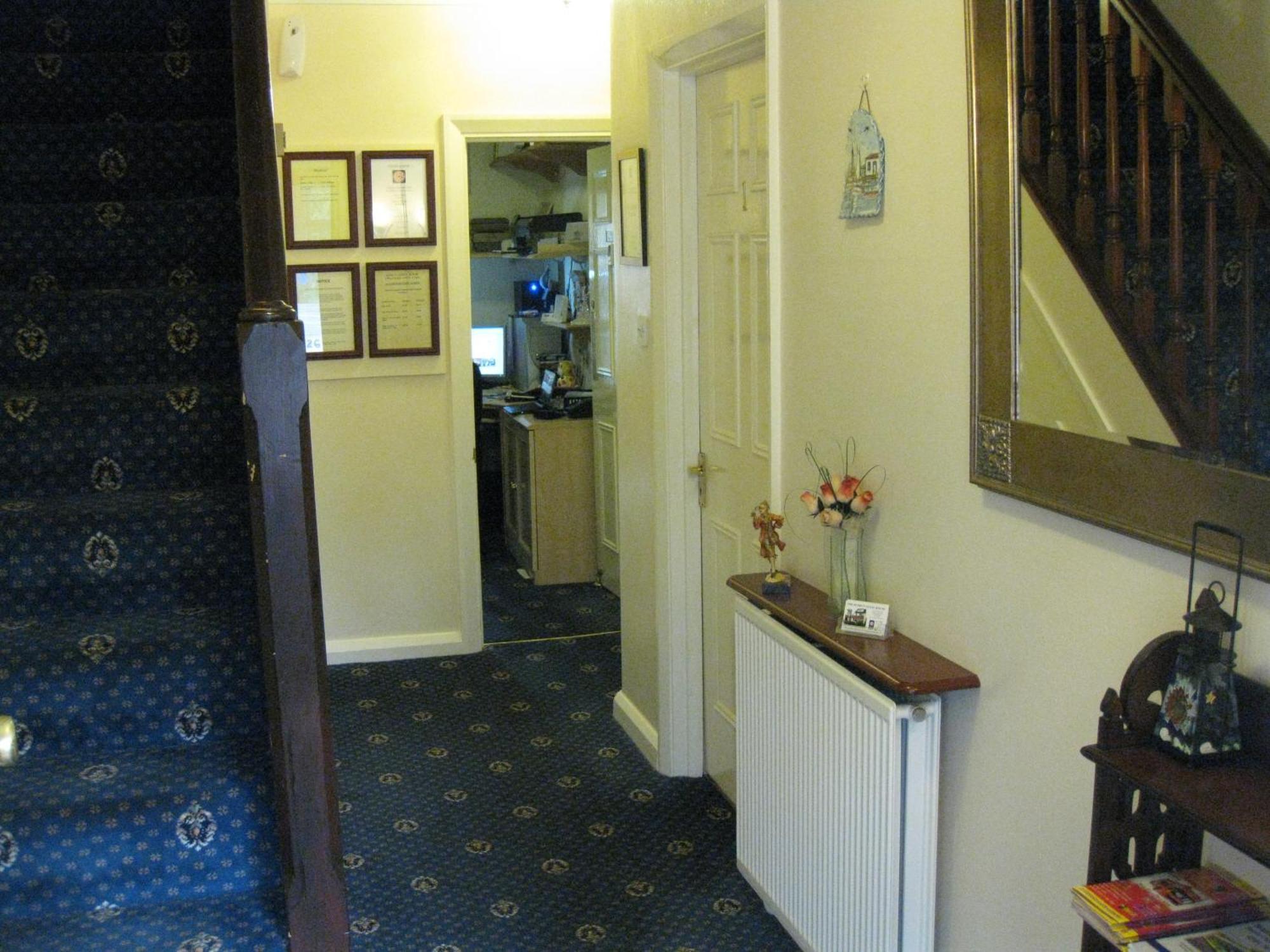 Penryn Guest House, Ensuite Rooms, Free Parking And Free Wifi Stratford-upon-Avon Luaran gambar