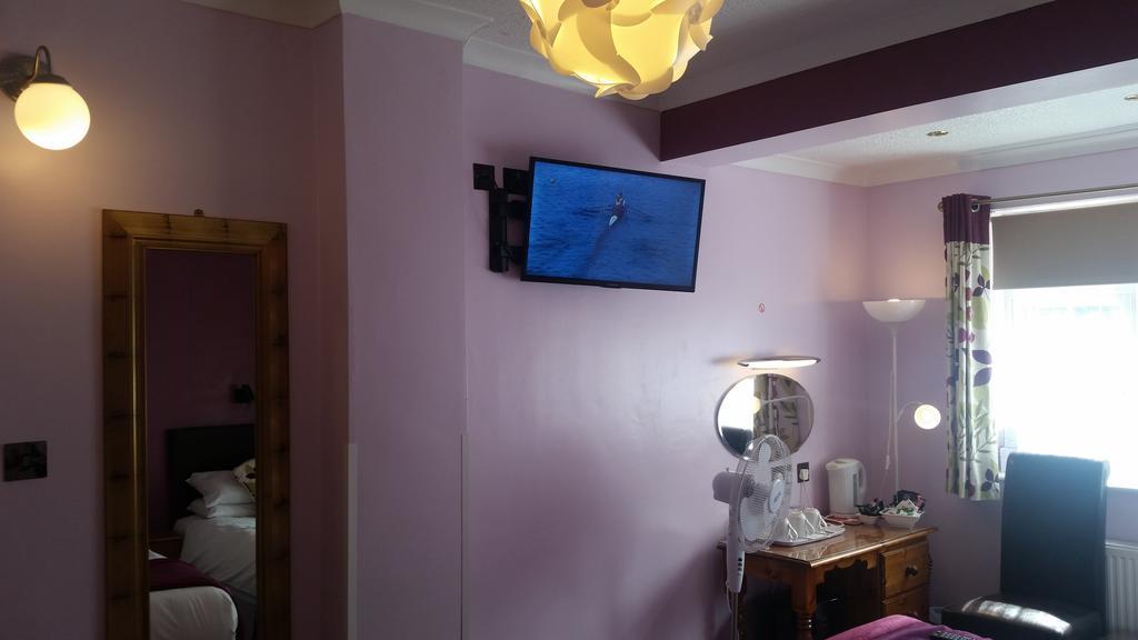 Penryn Guest House, Ensuite Rooms, Free Parking And Free Wifi Stratford-upon-Avon Luaran gambar