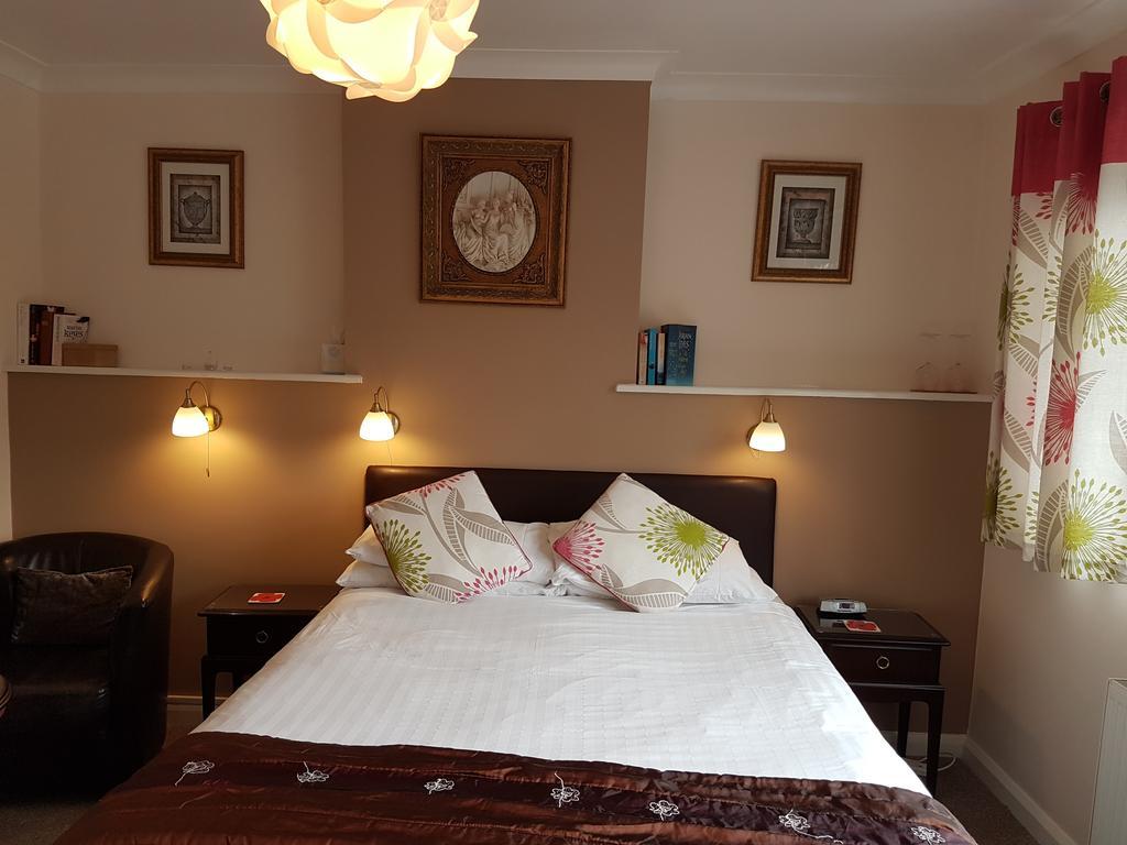 Penryn Guest House, Ensuite Rooms, Free Parking And Free Wifi Stratford-upon-Avon Luaran gambar