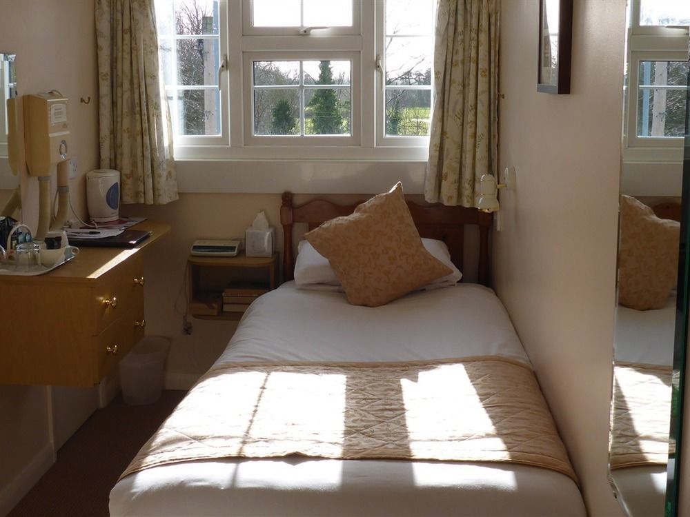 Penryn Guest House, Ensuite Rooms, Free Parking And Free Wifi Stratford-upon-Avon Luaran gambar