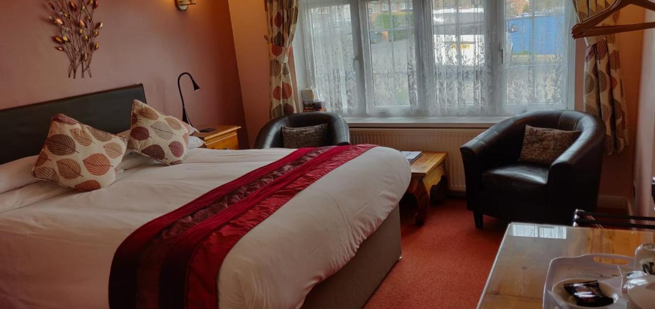 Penryn Guest House, Ensuite Rooms, Free Parking And Free Wifi Stratford-upon-Avon Luaran gambar